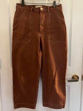Coral colored organic cotton wide legged pants, belt loop, pockets, size 6